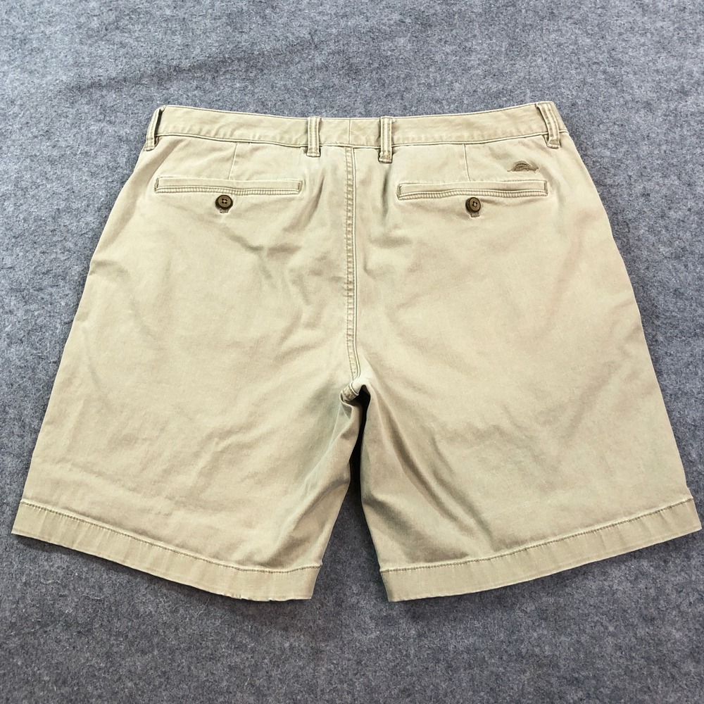 Tommy Bahama Mens Chino Shorts 33x8 Khaki Beige Regular Fit Resort Island Blend - Picture 2 of 12